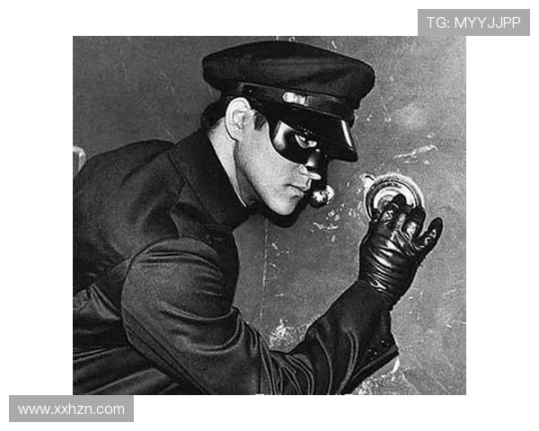 《青蜂侠》:不止于“好看”,更是一场酣畅淋漓的都市奇侠夜 《青蜂侠》:不止于“好看”,更是一场酣畅淋漓的都市奇侠夜